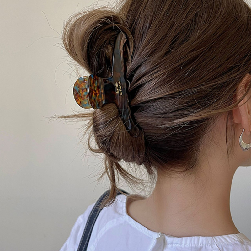 Tippet Line - 1pc Fashionable High-End Half-Hair Clip Tea